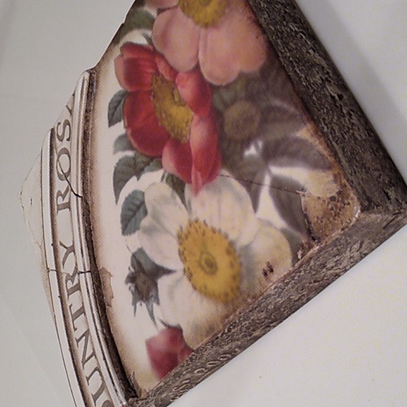 Sid Dickens T143 "County Roses" *Rare & Retired" - Picture 2 of 9